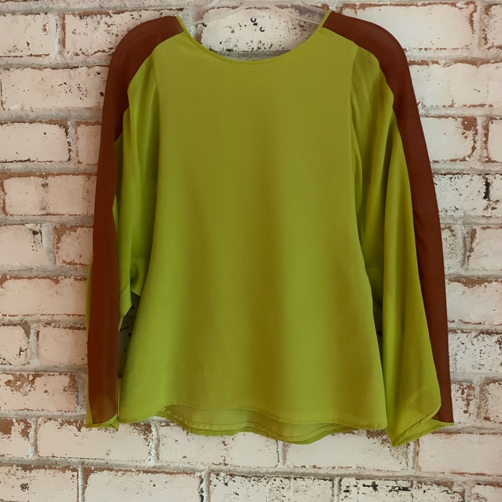 NWT BCBGMaxAzria Runway blouse